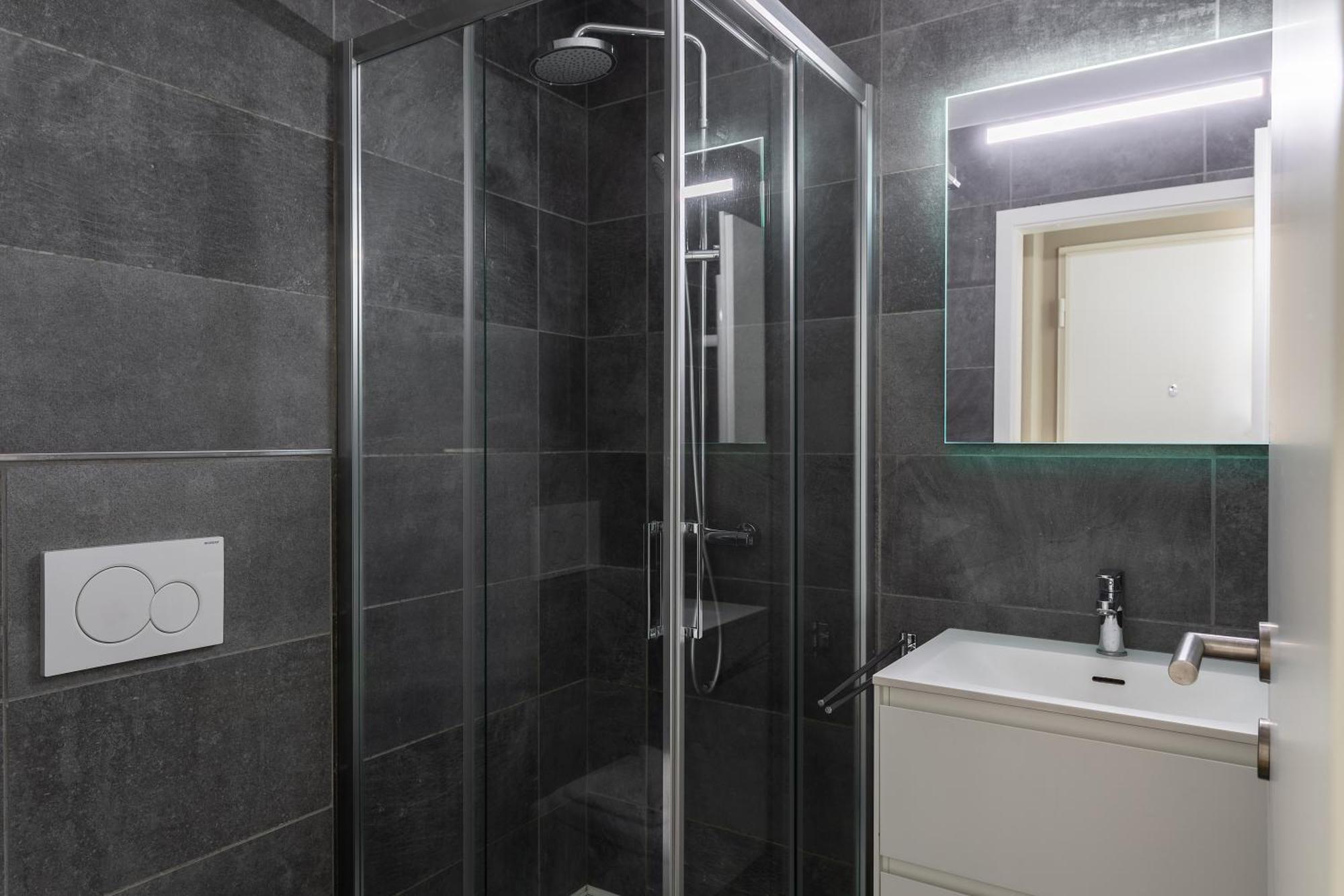 Minerva Apartments By Quokka 360 - Close To Lugano Station Ngoại thất bức ảnh